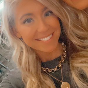 Meet your Posher, Meredith